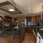 Villa Una Villa
