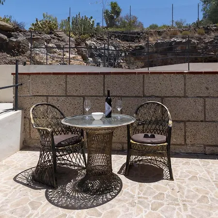 Villa Una أذيخي