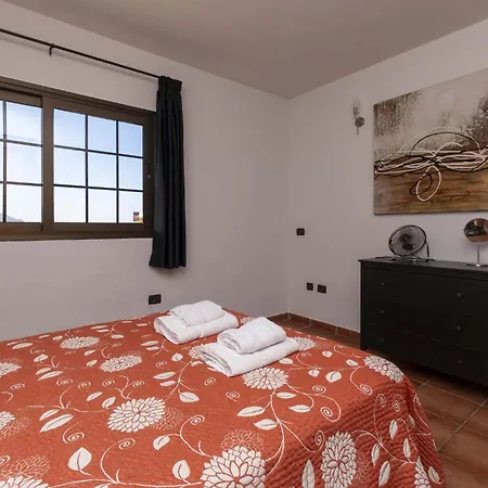 Villa Una أذيخي