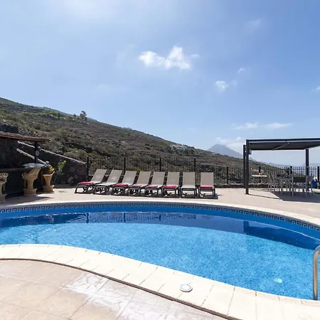 Villa Una أذيخي