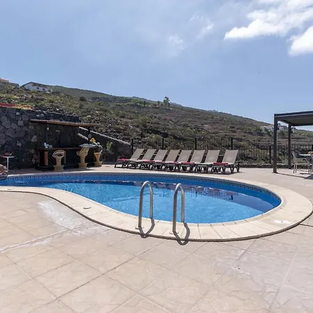 Villa Una Villa